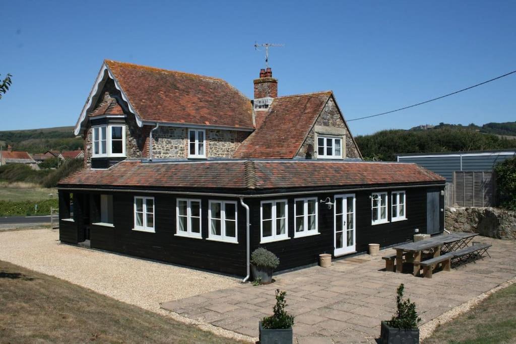Greystone Cottage - Sea Views, Short Stroll To A Beautiful Sandy Beach Brook  Экстерьер фото